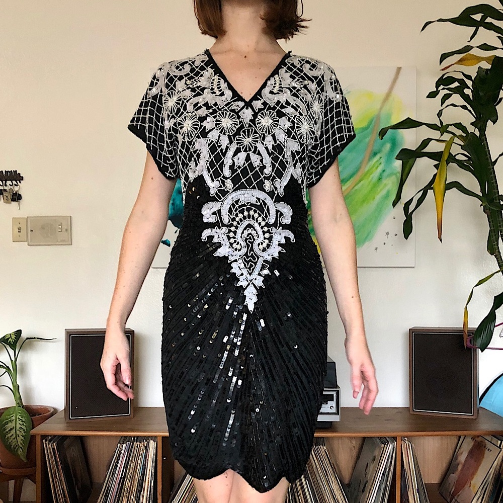 Vintage 80’s flashy NYE // Vegas // Great Gatsby PARTY dress 🥂